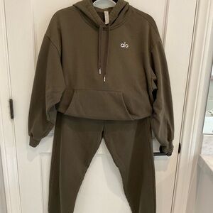 ALO Yoga Olive Track Pants & Joggers